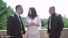 Redare Coco face sex cu doi barbati virili cu coaiele umflate