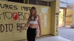 Reproducir Sexo callejero en Europa del Este: Sasha Bikeyeva toma la polla de Igor Ive