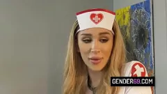 Afspelen Rondborstige shemale -verpleegster Angelina wordt hardcore in een hete en sexy anale sessie met Michael del Ray